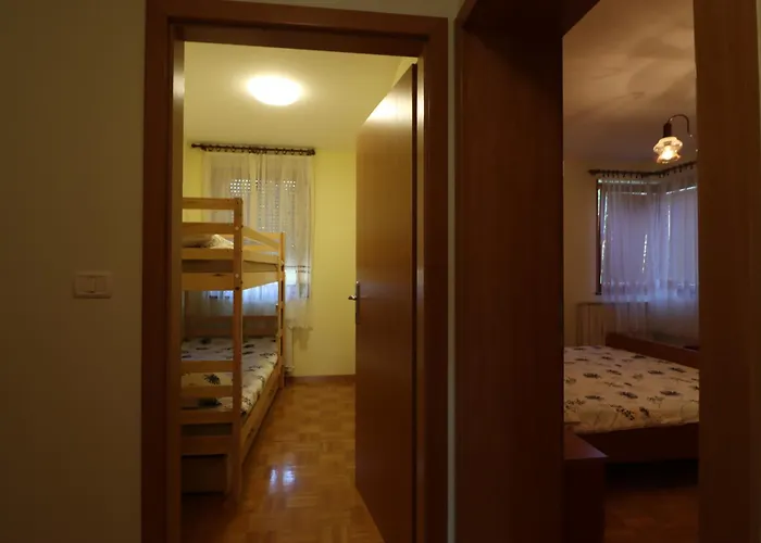 Apartma Buon בובק